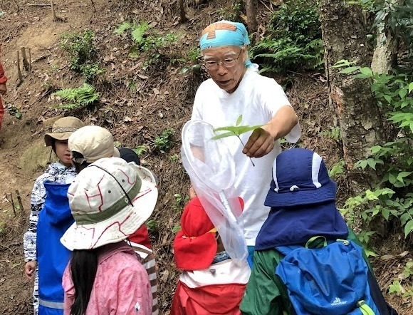 北岡先生と一緒に里山観察